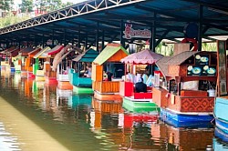 Floating Market